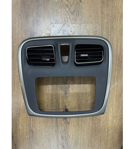 Dacia Sandero 2 Logan 2 Kalorifer Izgara 682601883r
