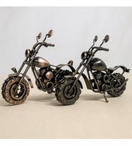 Metal bilyeli motor 28 cm dekoratif masaüstü model (Karışık)