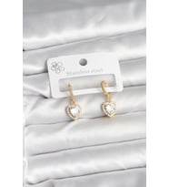 Pirinç Gold Renk Zirkon Taşlı Kalp Model Kadın Küpe - TJ-BKP11394