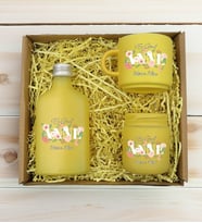BK Gift Kişiye Özel İsimli DTF Anne Temalı Sarı Kahve Fincanı & Kolonya & Mum Hediye Seti-4, Anneye Hediye, Anneler Günü Hediyesi