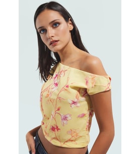 Fitted Kalıp 100 Polyester Bluz Asimetrik Yaka Kısa Kol Yazlık Özenle Seçilmiş Uzun Ömürlü