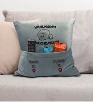BK Gift Eğlenceli Tasarımlı Organizer Kumanda ve Atıştırmalık Cepli Gri Kırlent Yastık- 5, Ev Dekoru, Ev Hediyesi