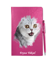 Kişiye Özel Kedi Tasarımlı Pembe Defter Kalem Hediye Seti