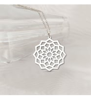 Vaoov 925 Ayar Gümüş Geometrik Desenli Kolye