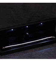 Aya Diamond Gümüş Işıklı Kutulu 4 mm Beyaz Taşlı Su Yolu Kadın Bileklik