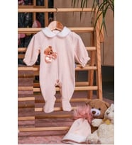 TAŞLI FİYONKLU AYI BASKILI ŞAPKALI BEBE KIZ TULUM (Somon)