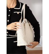 Günlük Kombinlere Uygun Kadın l Büyük Boy Lüks El Çantası EBAT : 24 X 27 CM Shopper (STD)