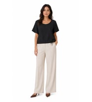 Siyah Kadın Relaxed Fit Yuvarlak Yaka Kısa Kollu T-Shirt