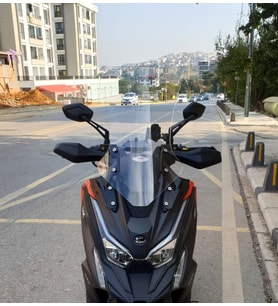MOTOCAM Kymco DTX 360 Ön Cam 2021-2026 Model 67cm Şeffaf Renkli 4mm UZUN