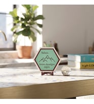 Dağ Temalı Babam Sırtımı Dayadığım Dağım Dekoratif Obje, Çalışma Masaları İçin Estetik, Zarif ve Modern Bir Hediye 10x10 cm, Açık Yeşil