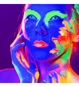 VIP GLOW IN THE DARK UNDER UV LİGHT 6 ADET GLOW NEON FOSFOR BOYA UV MOR IŞIKTA PARLAYAN VÜCUT BOYASI