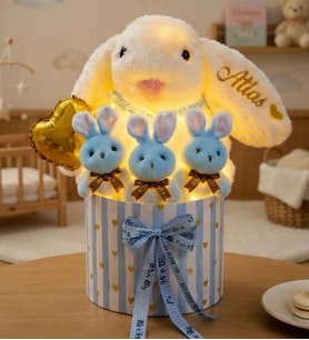 Kişiye Özel İsimli Tavşanlı Led Işıklı Şapkalı 3'lü Ayıcık Buketi – Erkek Bebek Hediyesi Baby Shower