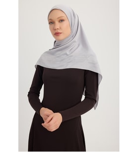 Wafa A0622 Mat Saten Pano Jakarlı Eşarp 100x100cm - Bej (Gümüş)