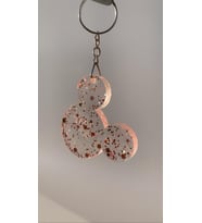 Pembe Glitter Süslemeli Şeffaf Mickey Mouse Anahtarlık Handmade İçeriği  El Yapımı Epoksi Hediyelik