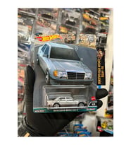 Hot Wheels Mercedes -Benz 500E (1.64 Premıum )