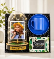 Kişiye Özel Fotoğraflı LED Işıklı Fanus ve Mavi Renkli 100 ml Türk Kahvesi Fincanı Hediye Seti