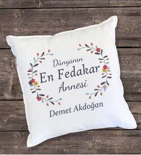Dünyanın En Fedakar Annesi Çiçekli Yastık (Beyaz)