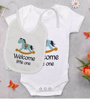 BK Kids Welcome Little One Tasarımlı Bebek Body Zıbın ve Mama Önlüğü Hediye Seti - Model 1