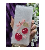 Samsung Galaxy A73 Uyumlu Kiraz ve Fiyonk Desenli Şeffaf Telefon Kılıfı