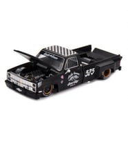 Model Araç x KaidoHouse 1/64 Chevrolet Silverado Dually Hot Rod V1