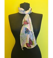 KELEBEK VE ÇİÇEKLİ KADIN FULAR BOYUN BAĞI ŞAL SAÇ BANDANA 155X20 CM (Lila)