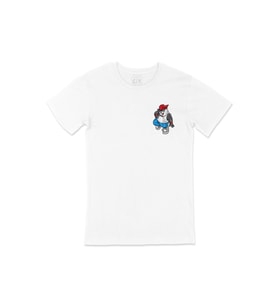 Oynayan Panda Cep Logo Tasarımlı Beyaz Tişört