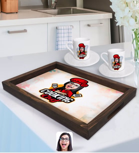 BK Gift Kişiye Özel Kadın Chef Karikatürlü Doğal Ahşap Tepsi ve 2’li Kahve Fincan Seti-11