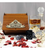 Ahşap Kutulu Vintage Tasarımlı Kişiye Özel Çakmak & Taşlı Viski Kadehi Seti