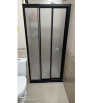 Teknesiz Duşakabin Siyah Profil Plastik Camlı ND426