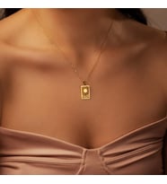 Kişiye Özel 925 Ayar Gümüş Güneş ve Deniz Temalı Tablo Kolye (Gold)