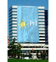 İYİ Parti Bayrağı 600x900 cm 1. Kalite Raşel Kumaş Bina Tipi