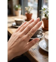 Pirinç Gold Renk Spiral Zirkon Taşlı Model Kadın Yüzük TJ-BYK4328