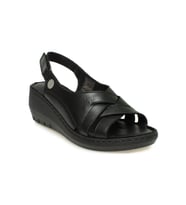 Mammamia D25ys-2510 Kadın Dolgu Topuklu Comfort Sandalet (Siyah)