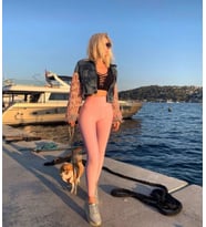 Seja  Alisa Rose Tayt