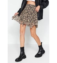 Moda Asimetrik Çiçekli Desen Günlük Mini Boy Etek Ucu Asimetrik Viskon Kumaşlı Mini Dokuma Etek