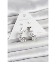 Pirinç Gümüş Renk Kelebek Detaylı Kadın Küpe Seti 5886 - SSSSSS8709-6282