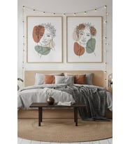 Çizgi Kadın 2’li Ahşap Çerçeveli Tablo Seti - Minimalist ve Modern Dekor