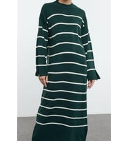 Moda Regular Casual Günlük Tek Plaka Dokuma V Yaka Uzun Kol A-Line Midi Boy Tesettür Elbise