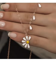 Rodyum Rose Papatya Seviyor Sevmiyor 925 Gümüş Ayar Kadın Kolye