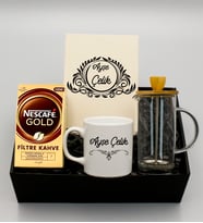Kişiye Özel Kanvas Krem Defter & Kişiye Özel Beyaz Kupa & French Press & Nescafe Gold Filtre Kahve Hediye Seti