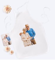 BK Gift Kişiye Özel Tam Boy Büyükanne ve Büyükbaba Karikatürlü Beyaz Mutfak Önlüğü-1