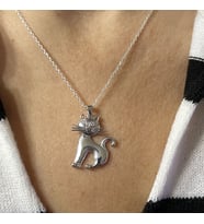925 Ayar Gümüş Kedi Kolye Pembe Taşlı