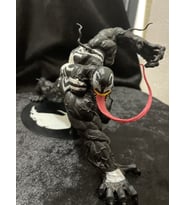 Venom Sevenlere Özel Biblo - Özel Metal Ayaklı Masa Üstü Biblo