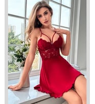 Intive Fantasy Koyu Kırmızı Kalp Aksesuar Detaylı V Yaka Feminen Mini Gecelik
