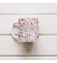 Anneler için Çiçekli Desenli Anne Çocuk Kupası, Kişiye Özel isimli Bardak, Öğretmenler için de Uygun 330ml, Beyaz (Doğal Beyaz)
