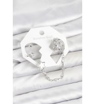 Pirinç Gümüş Renk Yıldız Model Zincir Bağlantılı Ear Cuff Küpe Seti 5886