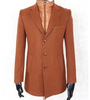 Erkek  Slim Fit  Turuncu Çıkmalı Ceket Yaka  İçi Kapitoneli Tek Yırtmaç  Dizüstü Kaşe Kaban 