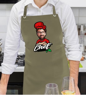 BK Gift Kişiye Özel Erkek Chef Karikatürlü Profesyonel Haki Yeşil Mutfak Önlüğü, Aşçı Önlüğü, Şef Önlüğü, Arkadaşa Hediye-2