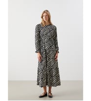 LCW Comfort Siyah Bisiklet Yaka Desenli Elbise