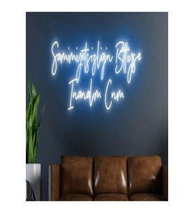Samimiyetsizliğin Bittiyse İnandım Cnm Yazılı Neon Tabela